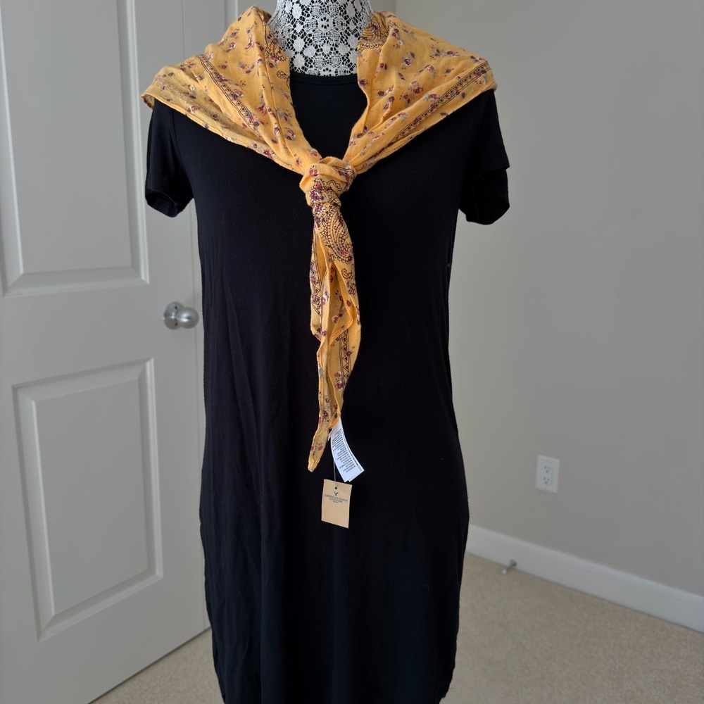 【Brand New】American Eagle Mustard Floral Scarf